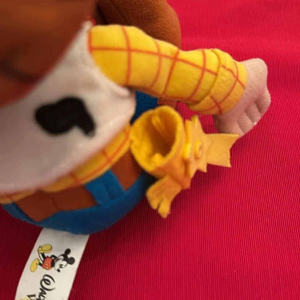 Woody Toy Story 11” red bandana, yellow sheriff’s star. Walt Disney World (OLCC)